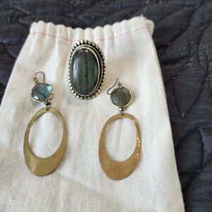 Elegant Gold and Green Jewelry Set